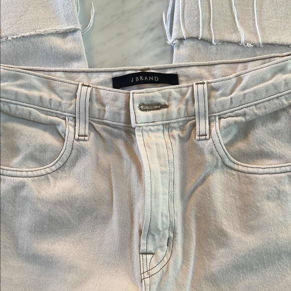 J Brand JOAN Cuffed Cream Ankle Cropped Jeans - Picture 6 of 10